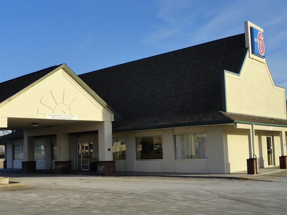 Days Inn By Wyndham Indianapolis South Экстерьер фото